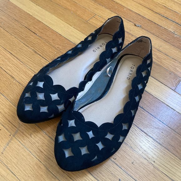 torrid Shoes - Torrid Mesh Cutout Lattice Flats Black EUC Women's 11W Dress Career Style